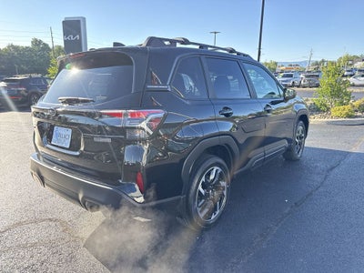 2026 Subaru FORESTER Premium Hybrid