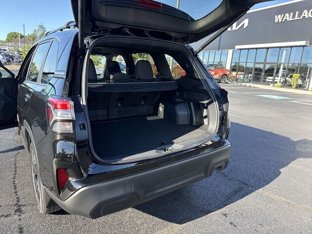 2026 Subaru FORESTER Premium Hybrid