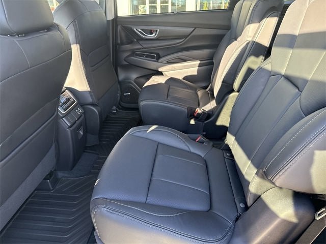 2025 Subaru ASCENT Limited 7 -Passenger