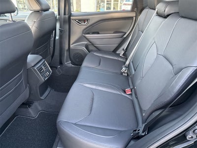 2025 Subaru FORESTER Limited