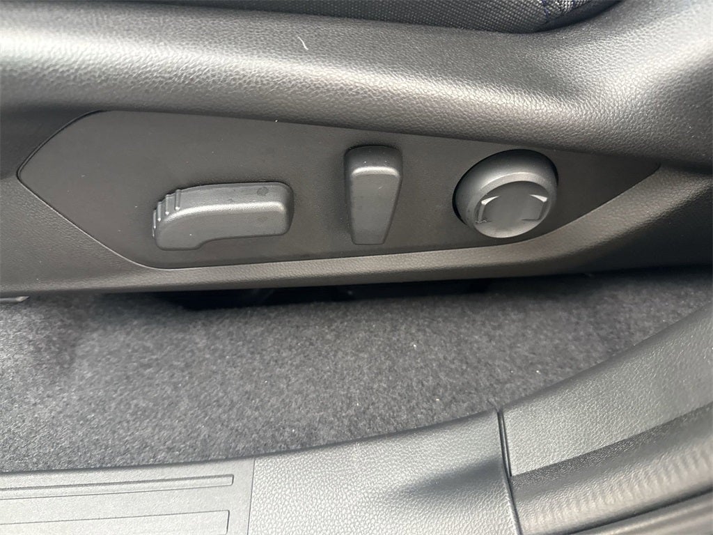 2025 Subaru FORESTER Premium Hybrid