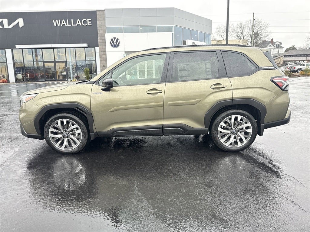 2025 Subaru FORESTER Touring Hybrid