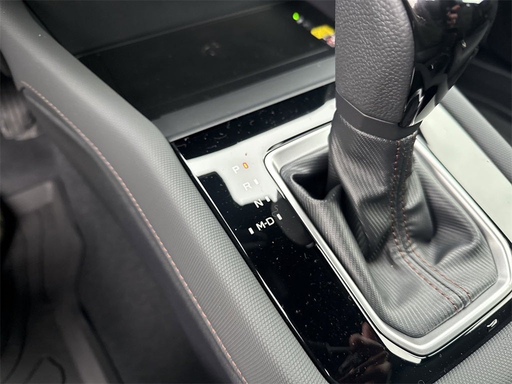 2025 Subaru FORESTER Touring Hybrid