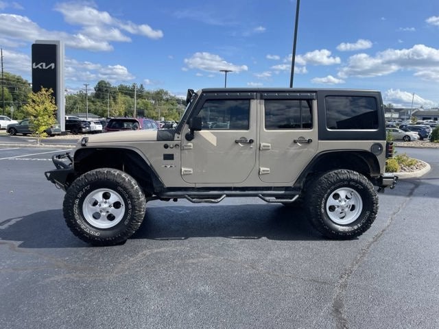 2016 Jeep Wrangler Unlimited Sahara