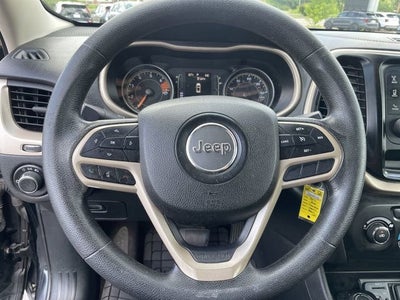 2017 Jeep Cherokee Sport