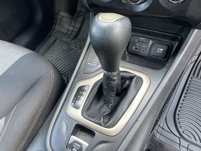 2017 Jeep Cherokee Sport
