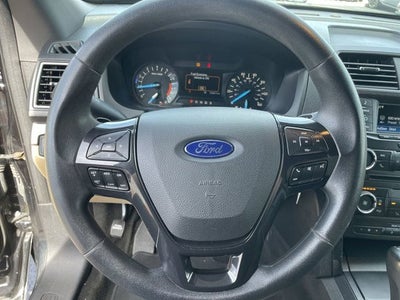 2017 Ford Explorer Base