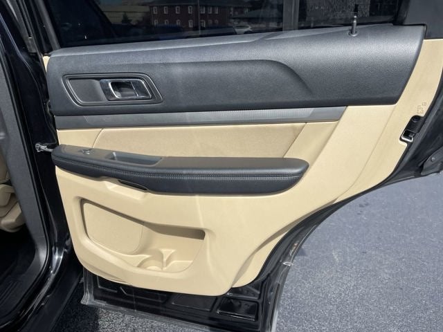 2017 Ford Explorer Base