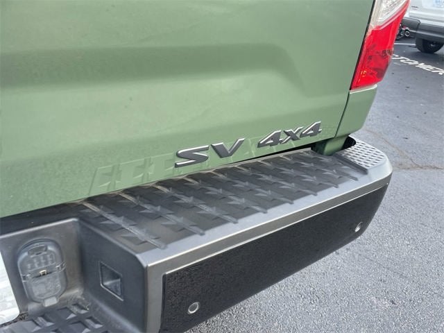 2024 Nissan Titan SV