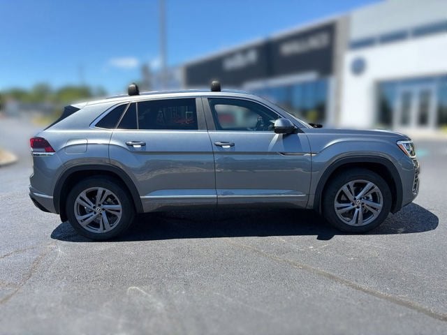 2024 Volkswagen Atlas Cross Sport 2.0T SEL R-Line