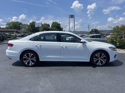 2021 Volkswagen Passat 2.0T SE
