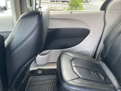 2017 Chrysler Pacifica Touring L