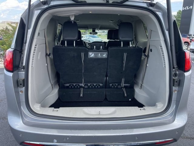 2017 Chrysler Pacifica Touring L