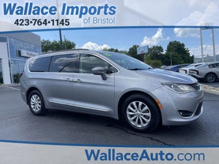 2017 Chrysler Pacifica Touring L