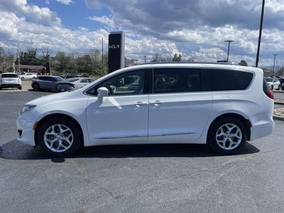 2020 Chrysler Pacifica Touring L Plus
