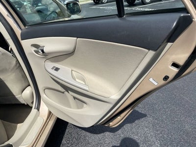 2011 Toyota Corolla LE