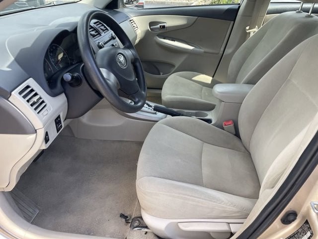 2011 Toyota Corolla LE