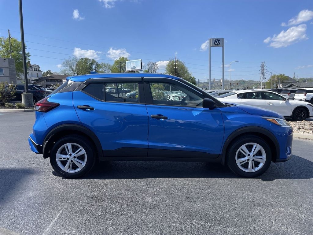 2024 Nissan Kicks S