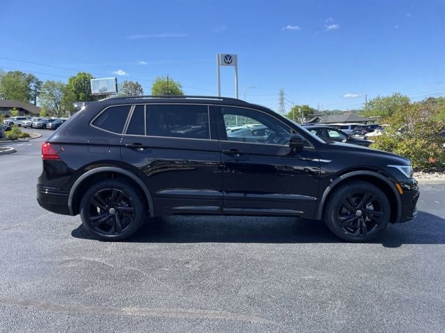 2023 Volkswagen Tiguan 2.0T SE R-Line Black