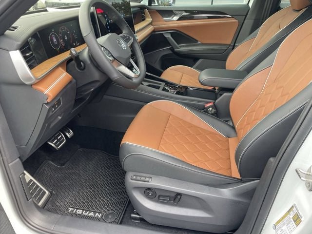 2026 Volkswagen Tiguan 2.0T SEL R-Line
