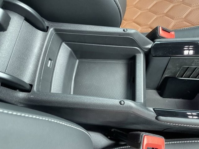 2026 Volkswagen Tiguan 2.0T SEL R-Line