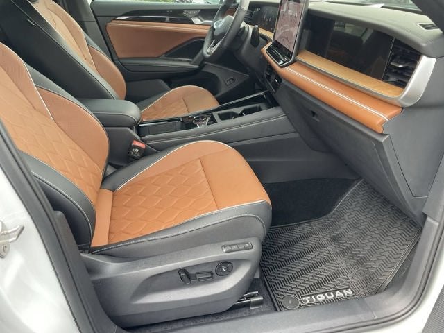 2026 Volkswagen Tiguan 2.0T SEL R-Line