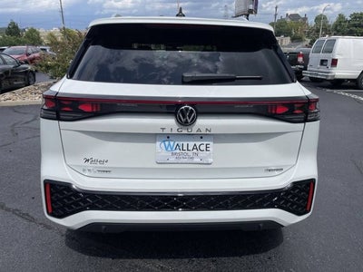 2026 Volkswagen Tiguan 2.0T SEL R-Line