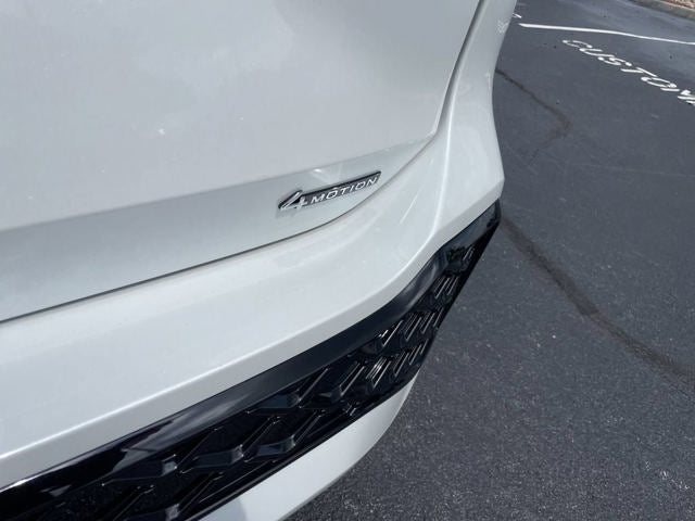 2026 Volkswagen Tiguan 2.0T SEL R-Line