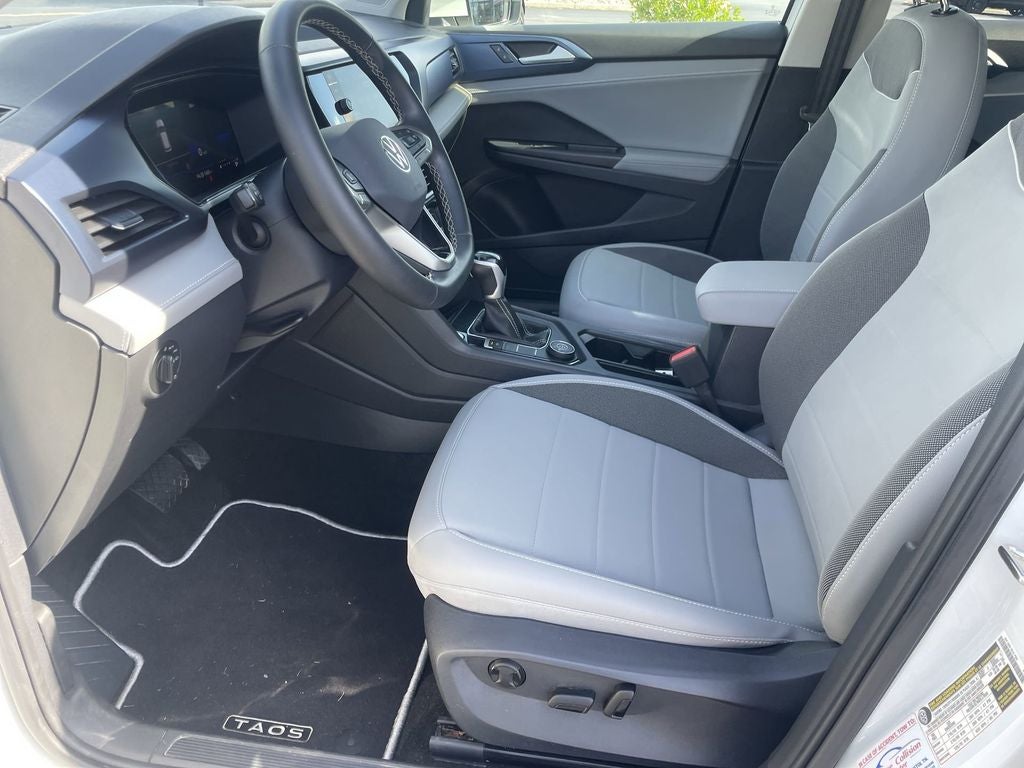 2024 Volkswagen Taos 1.5T SE