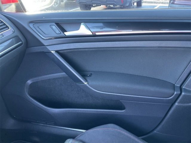 2015 Volkswagen Golf GTI 2.0T S