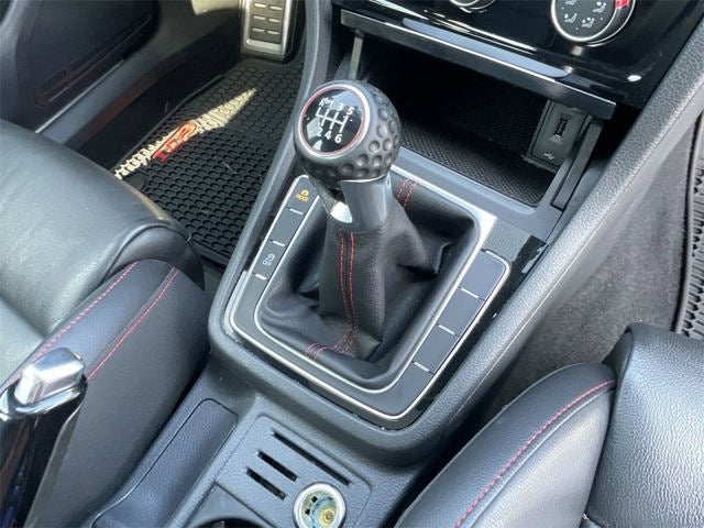 2019 Volkswagen Golf GTI 2.0T SE