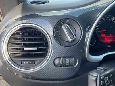 2012 Volkswagen Beetle 2.0 TSi