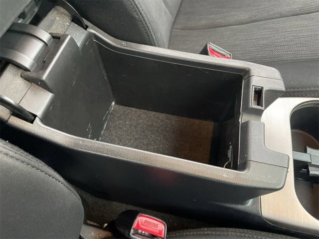 2013 Subaru Legacy 2.5i Premium