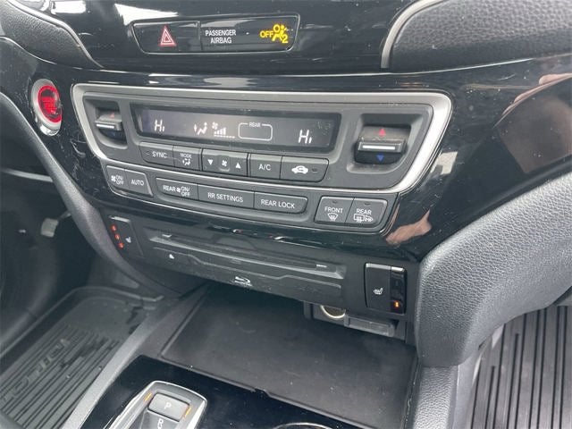 2022 Honda Pilot Touring 7 Passenger