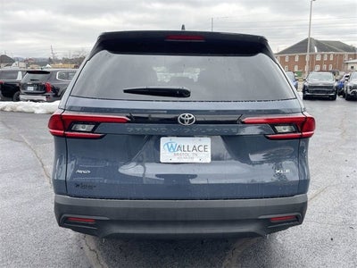 2025 Toyota Grand Highlander Base