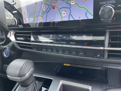 2022 Toyota Sienna XSE 7 Passenger