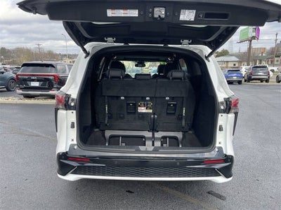 2022 Toyota Sienna XSE 7 Passenger