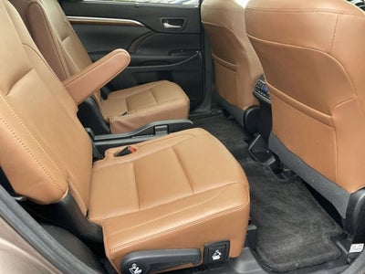 2017 Toyota Highlander Limited Platinum