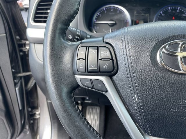 2019 Toyota Highlander Limited Platinum