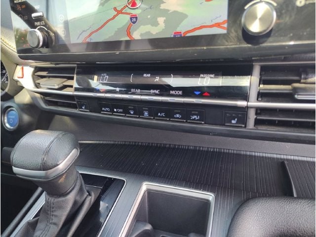2023 Toyota Sienna XSE 7 Passenger