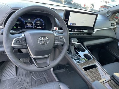 2025 Toyota Sienna Limited 7 Passenger