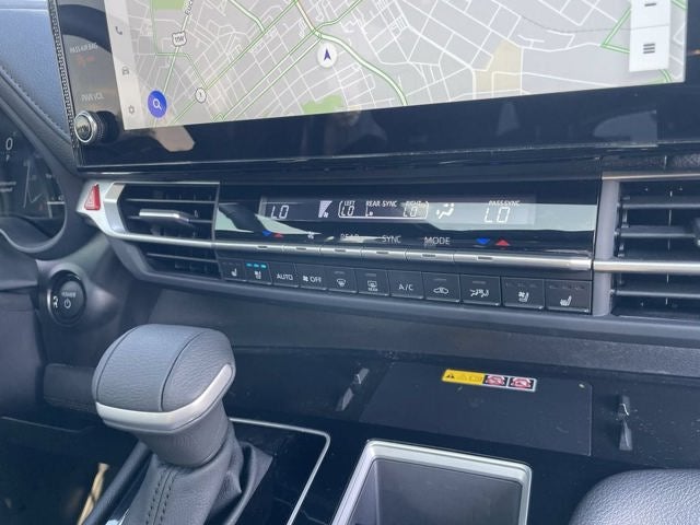 2025 Toyota Sienna Limited 7 Passenger