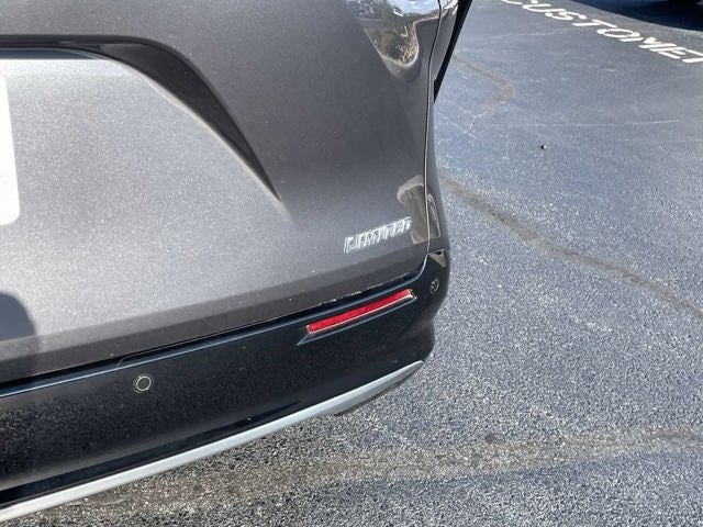 2025 Toyota Sienna Limited 7 Passenger