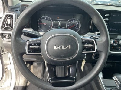2022 Kia Sorento LX