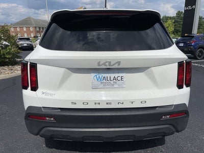 2022 Kia Sorento LX