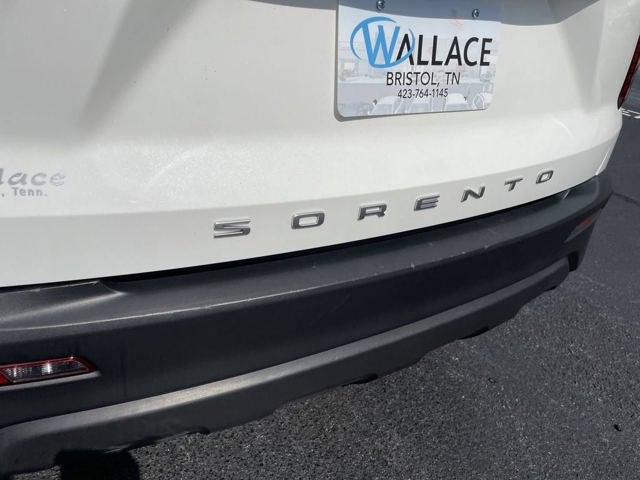 2022 Kia Sorento LX