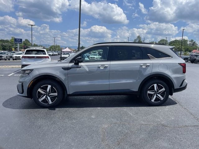 2023 Kia Sorento EX