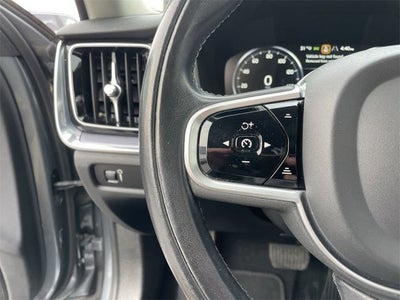 2020 Volvo S60 T6 Momentum