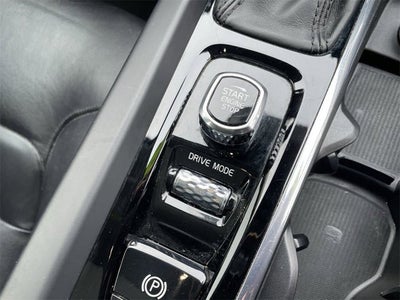 2020 Volvo S60 T6 Momentum