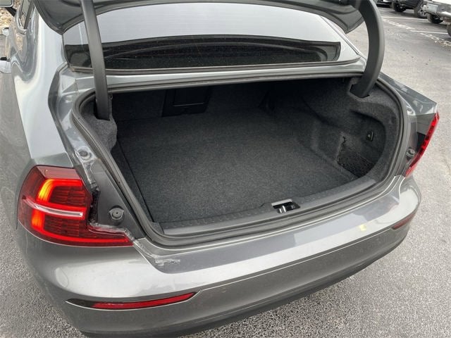 2020 Volvo S60 T6 Momentum